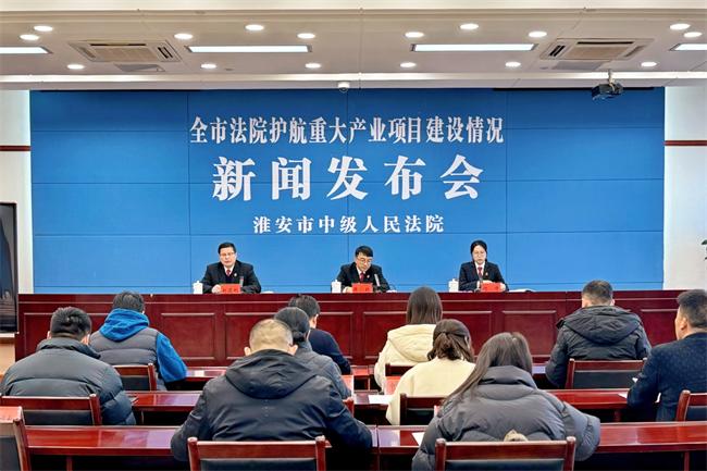 護航重大產業項目建設.jpg